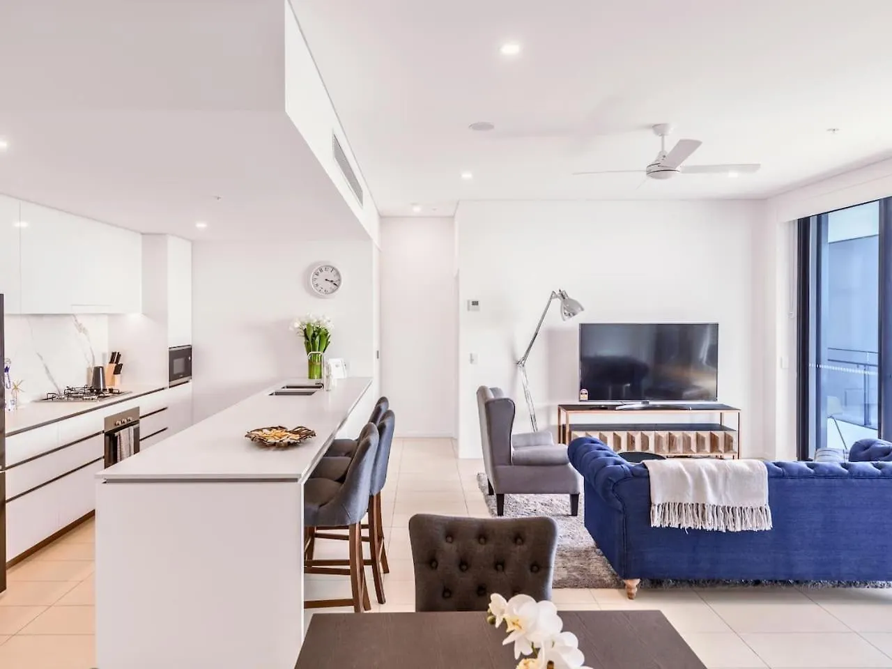 Spacious 2Bed Apartment Plus Nook With River View 브리즈번 오스트레일리아